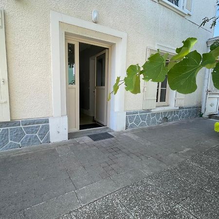 Le Logis De La Place Thouars Esterno foto